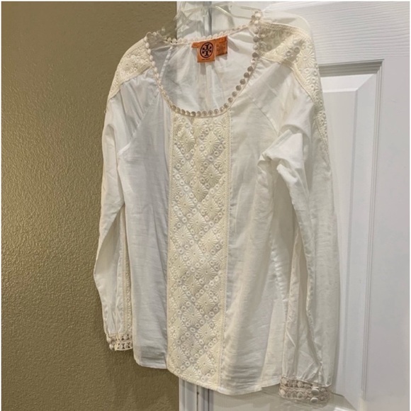 Tory Burch Ivory Embroidered Top Blouse
Size: 8 Tory Burch - Picture 10 of 13